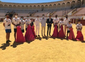 Santana y Martínez comparten sus ilusiones con la afición de Antequera