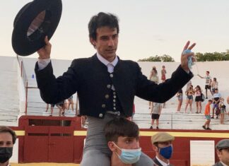 Triunfo de tres orejas de José Antonio Lavado en Zorita (Cáceres)