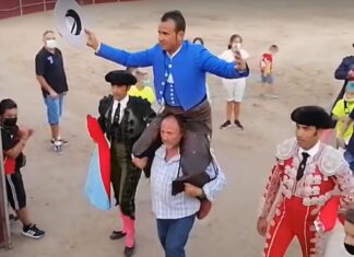 Ferrer Martín, nuevo triunfo en El Carpio, con cuatro orejas