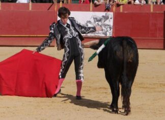 Un rondeño en el fin de temporada de Sevilla… aunque ponga que es de Jerez