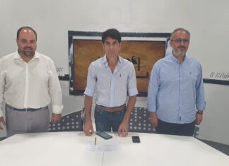 Salvador Vega visita el plató de 101 TV en una nueva entrega de Málaga de Luces