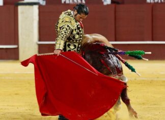 Javier Conde corta una oreja en Béjar
