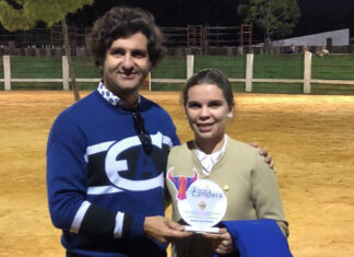 Blanca Arévalo, de la Escuela de Antequera, en casa de Morante