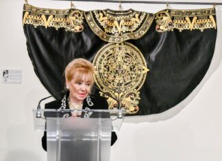 La Maestra Nati, una institución de la sastrería taurina hoy en Málaga