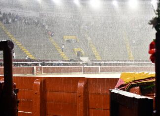 Una fuerte lluvia suspende el Festival de Leyendas de Cali antes de la actuación de Javier Conde