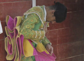 Juan Carlos Benítez se queda en tierra, con el billete a México sacado