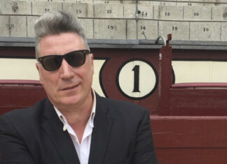 ‘Toreros’ sobre el escenario de la plaza de Fuengirola