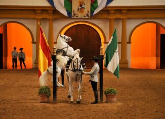 La Real Escuela Andaluza de Arte Ecuestre celebra su Gala de Verano el 6 de agosto en La Malagueta