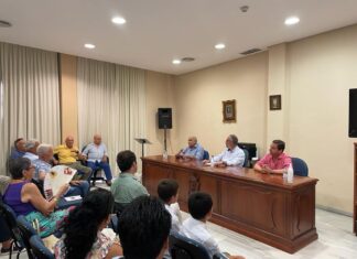 Interesante tertulia en la Federación de Peñas