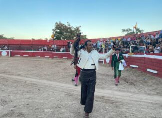 Jornada triunfal para los rejoneadores malagueños