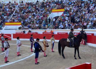 Triunfal regreso de los toros a Melilla