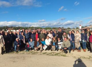 Exitosa visita de la Peña de Cártama a la ganadería de Luis Algarra
