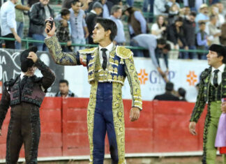 José María Hermosillo paga con sangre su triunfo en Guadalajara