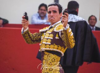 Joaquín Galdós cierra el año 2022 con tres orejas en La Esperanza de Lima