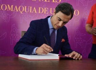 La Firma Arjona acerca a José Tomas a su Estepona