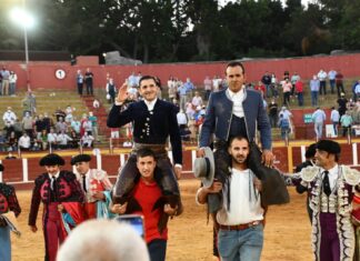Ferrer Martín es invitado por su padrino Ventura a ser sobresaliente en su encerrona de Jerez