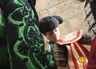 Hasta el Paseíllo: Los instantes previos a tener un nuevo matador de toros