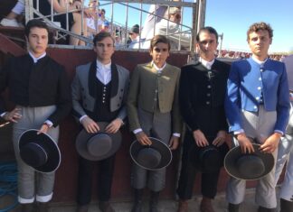 Dos y rabo para Carlos Moreno en la segunda del Ciclo Provincial en Villanueva del Rosario