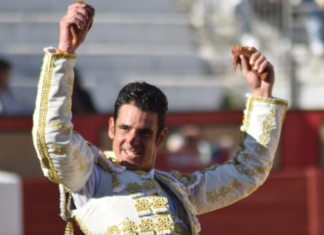 Juan Carlos Benítez afronta sus primeros compromisos internacionales como matador de toros