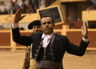 Ferrer Martín da una vuelta al ruedo en el Trofeo Manuel Vidrié de Moralzarzal