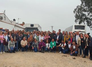 Los peñistas de Cártama disfrutan en su visita a Jandilla