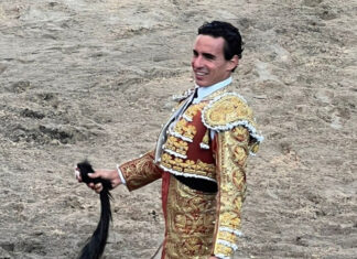 Joaquín Galdós también indulta en Perú