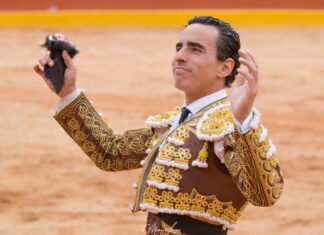 Galdós roza su segunda puerta grande consecutiva en Chota