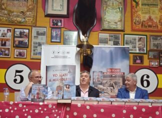 La Peña Los Cabales acoge la presentación de ‘Yo maté a Manolete’ en Antequera