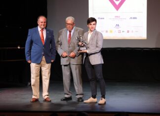 La Peña de Cártama dará un nombre a sus trofeos taurinos