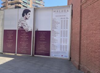 Los carteles de La Malagueta salen a la calle