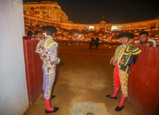 La Corrida de Candiles de Marbella, en imágenes (galería de Lorenzo Carnero)