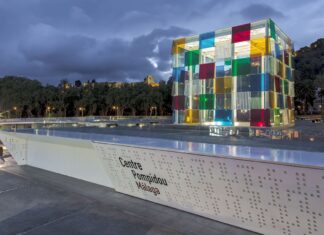 David Galván torea de salón este miércoles junto al Pompidou