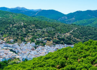 Un pequeño pueblo de la provincia de Málaga se atreve a organizar una corrida de toros