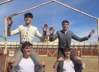 Doble puerta grande rondeña en la matinal del Circuito Provincial en Villanueva del Rosario