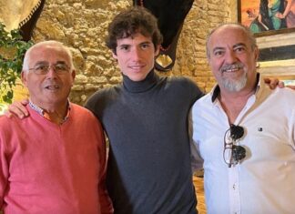 Santana Claros es invitado a un coloquio en Arcos de la Frontera