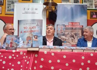 Antonio Estévez presenta en Málaga la segunda edición de ‘Yo maté a Manolete’