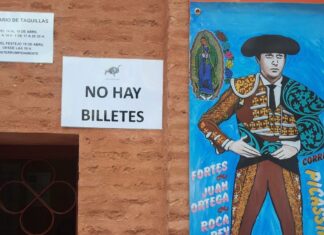 Lances de Futuro cuelga el cartel de ‘no hay billetes’ para hoy