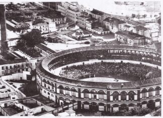 Reunión con los aficionados para aportar ideas al 150 Aniversario de La Malagueta