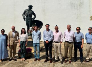 Homenaje a El Niño de la Palma en el centenario de su alternativa