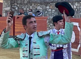 Oreja para el malagueño Alejandro Brescia en Castillo de las Guardas