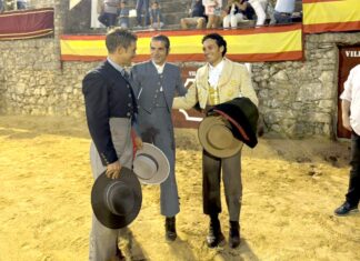 Oreja a un inspirado Javier Conde en el festival flamenco celebrado en su honor en Villaluenga del Rosario